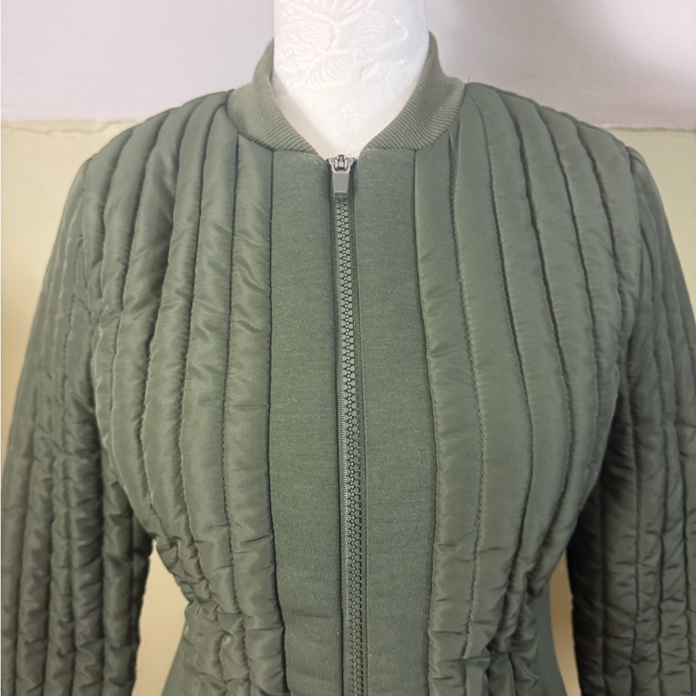 Fabletics Pisa Jacket - Picture 2 of 4